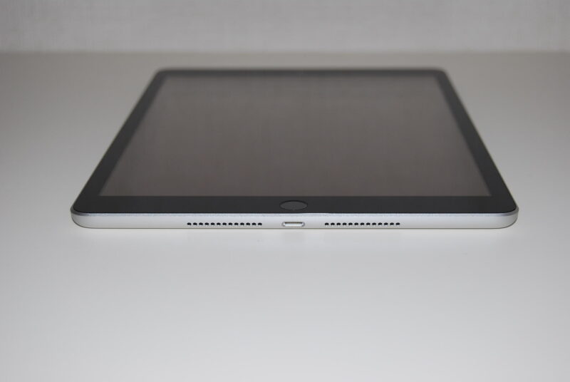 iPad(第9世代)レビュー｜3ヶ月使ってわかった無印iPadはコスパ最高な